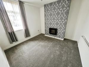 Lounge- click for photo gallery